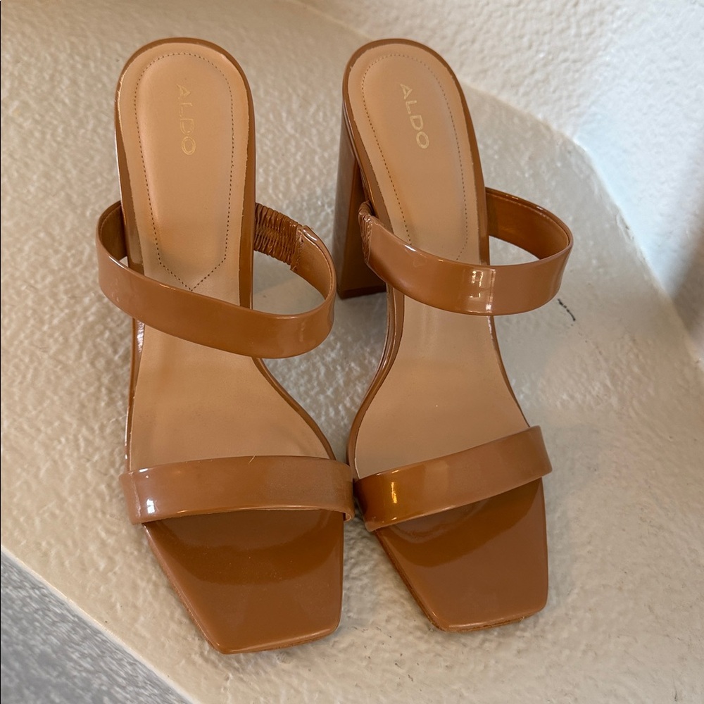 Aldo Brown / Nude Patent Leather Strap Sandals - Picture 2 of 6